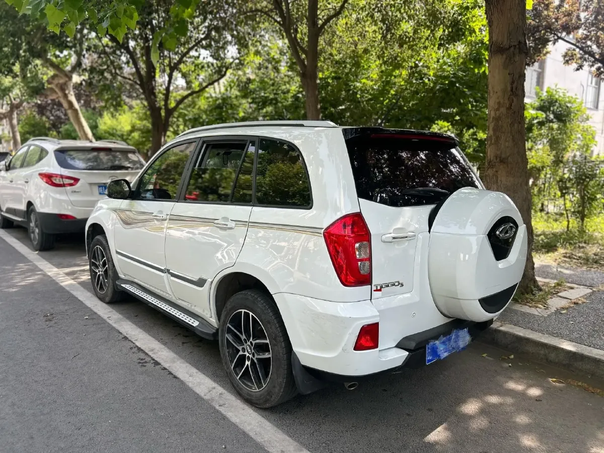 2018 Chery Tiggo 3 1.6L 126HP L4 5MT,autocango,china used car exporter,china ev exporter,chinese used car exporter,chinese used ev exporter