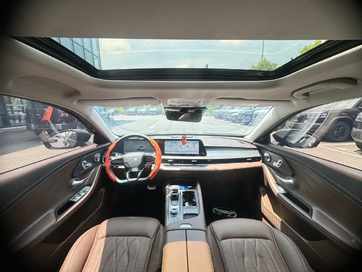 2025 Chery Arrizo 8 2.0T 254HP L4 7DCT,autocango,china used car exporter,china ev exporter,chinese used car exporter,chinese used ev exporter