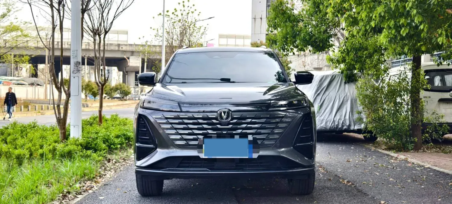2024 ChangAn CS75 Plus 1.5T 188HP L4 8AT,autocango,china used car exporter,china ev exporter,chinese used car exporter,chinese used ev exporter