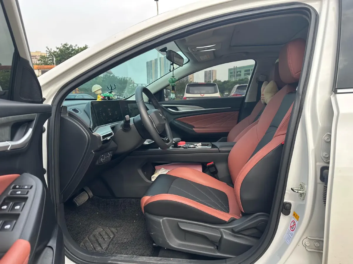 2023 ChangAn Eado 1.4T 160HP L4 7DCT,autocango,china used car exporter,china ev exporter,chinese used car exporter,chinese used ev exporter