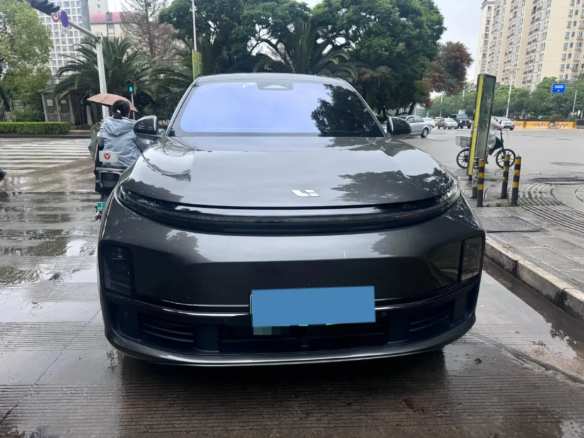 2023 Li L7 Range Extended 154HP REEV 40.9KWH,autocango,china used car exporter,china ev exporter,chinese used car exporter,chinese used ev exporter