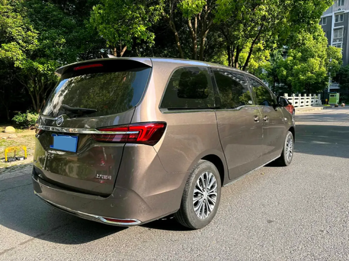 2023 Buick GL8 2.0T 237HP L4 9AT,autocango,china used car exporter,china ev exporter,chinese used car exporter,chinese used ev exporter