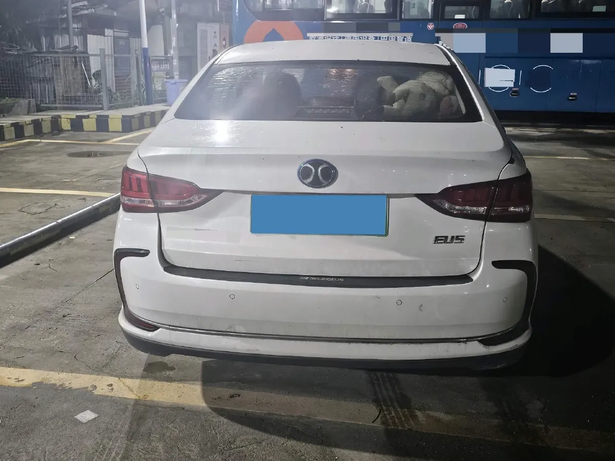 2019 BeiJing Auto EU5 BEV 50.8KWH,autocango,china used car exporter,china ev exporter,chinese used car exporter,chinese used ev exporter