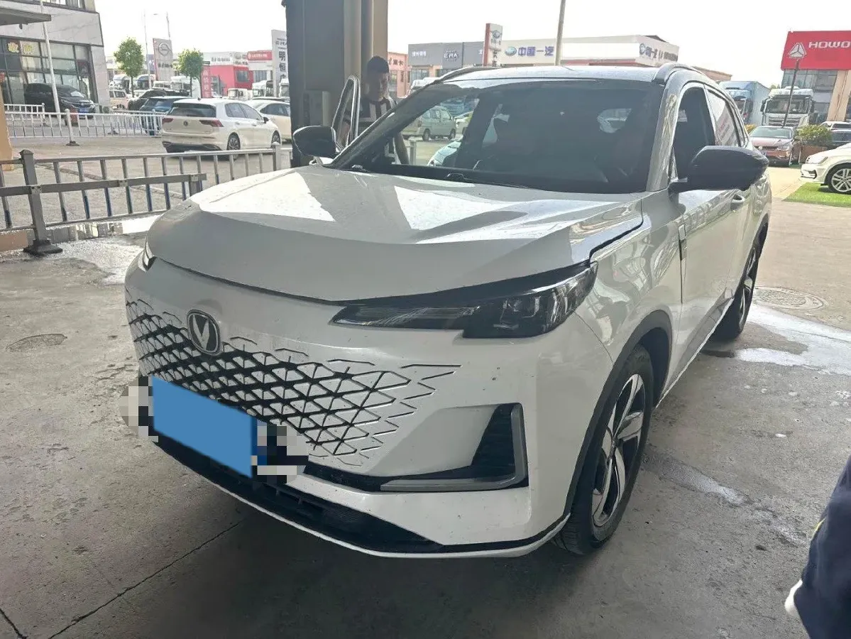 2024 ChangAn CS55 Plus 1.5T 188HP L4 7DCT,autocango,china used car exporter,china ev exporter,chinese used car exporter,chinese used ev exporter