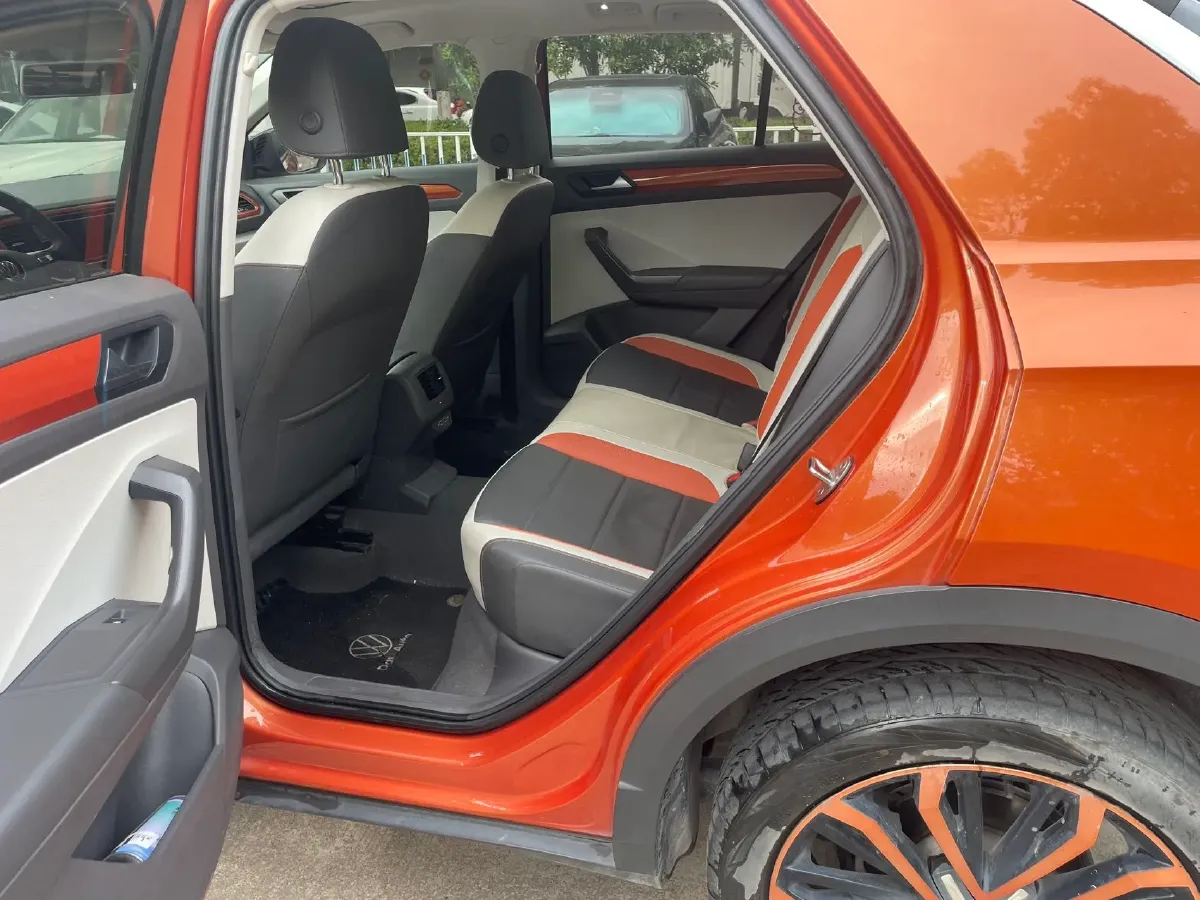2018 Borgward BX7 2.0T 224HP L4 6AT,autocango,china used car exporter,china ev exporter,chinese used car exporter,chinese used ev exporter