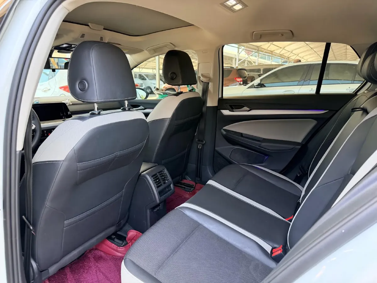 2021 Volkswagen Golf 1.4T 150HP L4 7DCT,autocango,china used car exporter,china ev exporter,chinese used car exporter,chinese used ev exporter