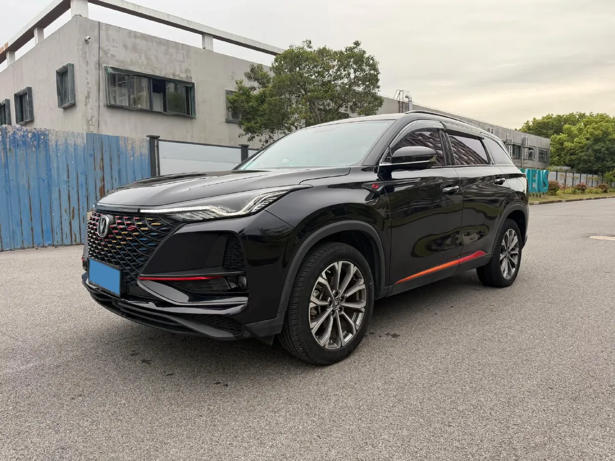 2021 ChangAn CS75 Plus 2.0T 233HP L4 8AT,autocango,china used car exporter,china ev exporter,chinese used car exporter,chinese used ev exporter