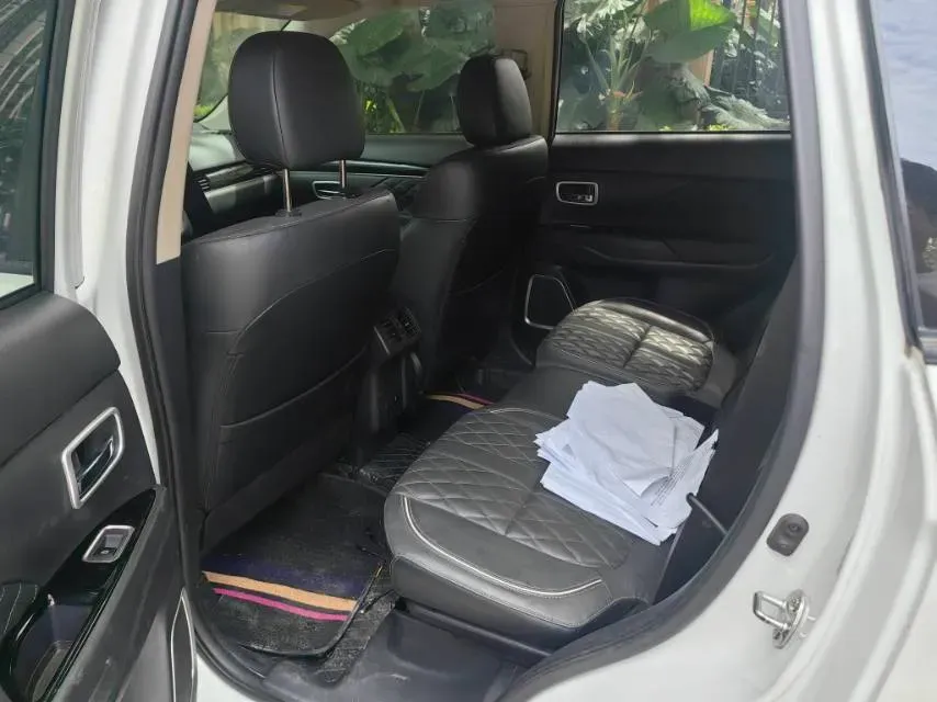 2021 Mitsubishi Outlander 2.0L 166HP L4 CVT,autocango,china used car exporter,china ev exporter,chinese used car exporter,chinese used ev exporter