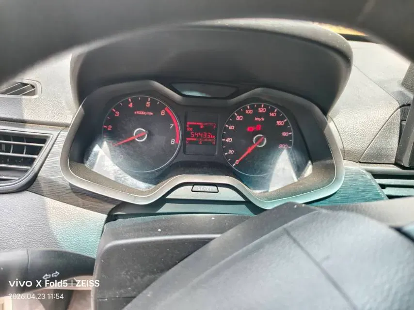 2016 BaoJun 310 1.2L 82HP L4 5MT,autocango,china used car exporter,china ev exporter,chinese used car exporter,chinese used ev exporter