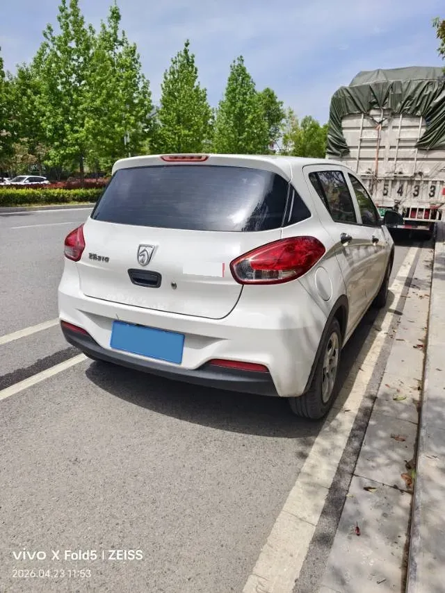 2016 BaoJun 310 1.2L 82HP L4 5MT,autocango,china used car exporter,china ev exporter,chinese used car exporter,chinese used ev exporter