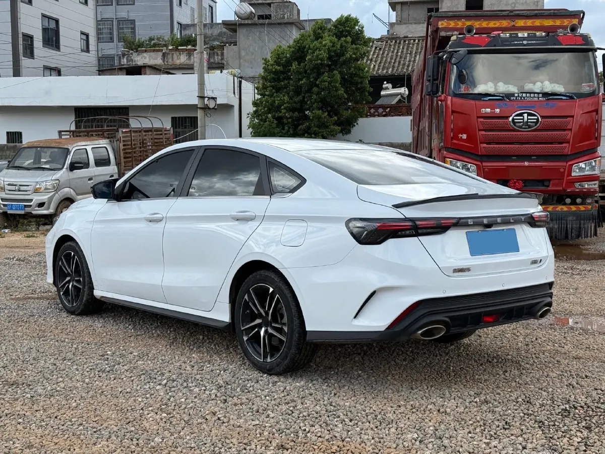 2022 Geely Binray 1.5T 181HP L4 7DCT,autocango,china used car exporter,china ev exporter,chinese used car exporter,chinese used ev exporter