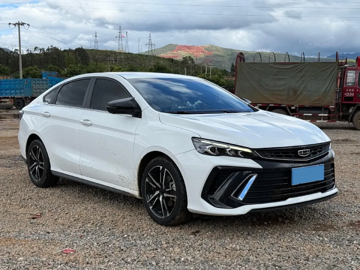 2022 Geely Binray 1.5T 181HP L4 7DCT,autocango,china used car exporter,china ev exporter,chinese used car exporter,chinese used ev exporter