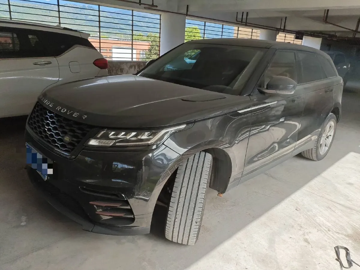 2018 Land Rover Discovery 2.0T 300HP L4 8AT,autocango,china used car exporter,china ev exporter,chinese used car exporter,chinese used ev exporter