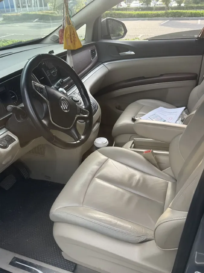2018 Buick GL8 2.0T 260HP L4 6AT,autocango,china used car exporter,china ev exporter,chinese used car exporter,chinese used ev exporter