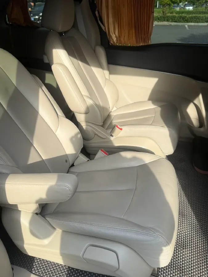 2018 Buick GL8 2.0T 260HP L4 6AT,autocango,china used car exporter,china ev exporter,chinese used car exporter,chinese used ev exporter