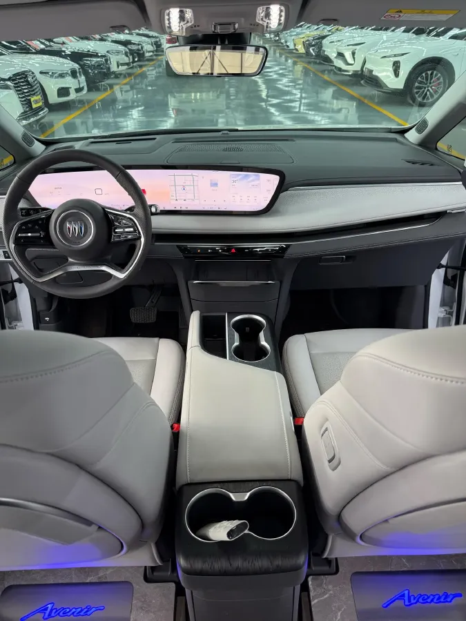 2025 Buick GL8 2.0T 237HP L4 9AT,autocango,china used car exporter,china ev exporter,chinese used car exporter,chinese used ev exporter