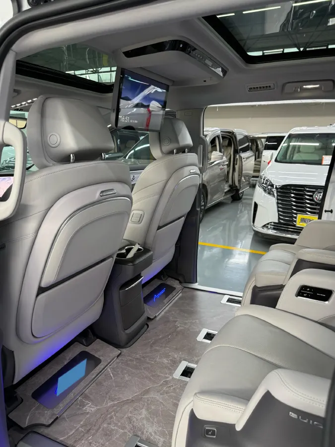 2025 Buick GL8 2.0T 237HP L4 9AT,autocango,china used car exporter,china ev exporter,chinese used car exporter,chinese used ev exporter