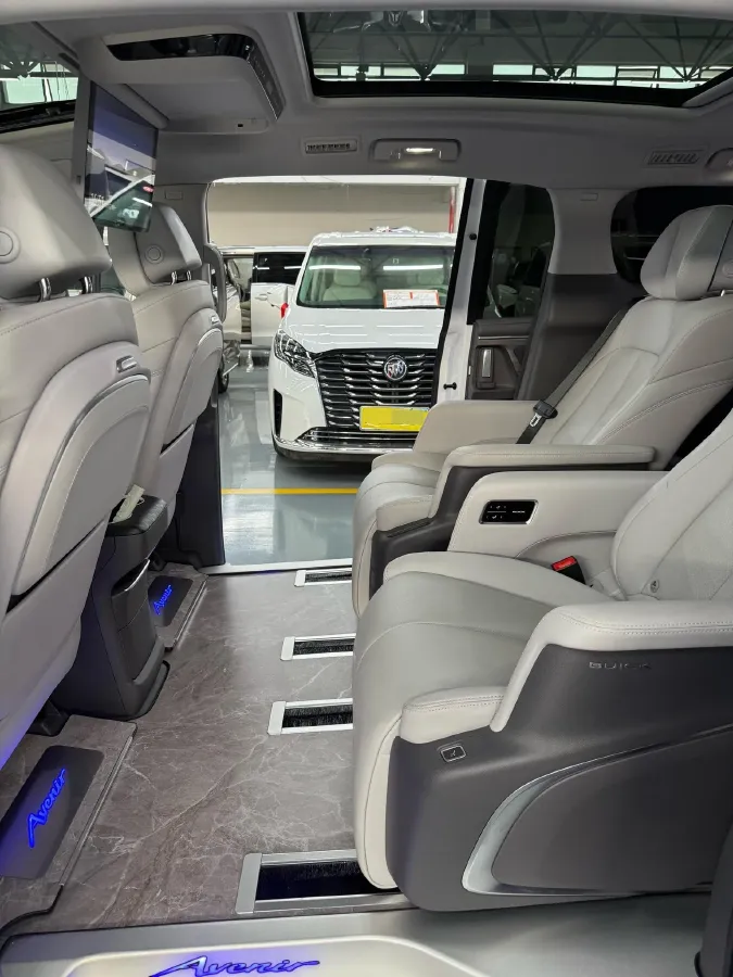 2025 Buick GL8 2.0T 237HP L4 9AT,autocango,china used car exporter,china ev exporter,chinese used car exporter,chinese used ev exporter