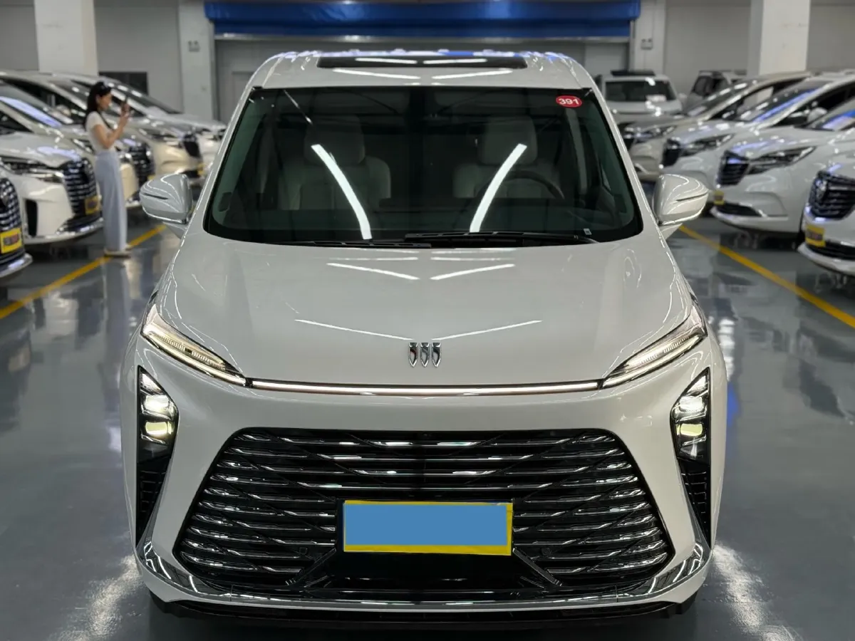 2025 Buick GL8 2.0T 237HP L4 9AT,autocango,china used car exporter,china ev exporter,chinese used car exporter,chinese used ev exporter