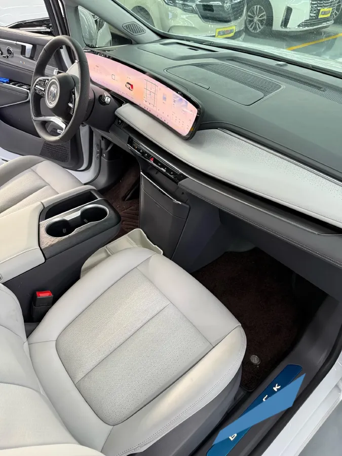 2025 Buick GL8 2.0T 237HP L4 9AT,autocango,china used car exporter,china ev exporter,chinese used car exporter,chinese used ev exporter