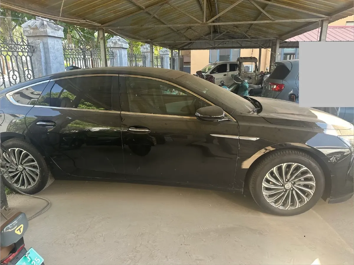 2025 Buick Larcosse 2.0T 237HP L4 9AT,autocango,china used car exporter,china ev exporter,chinese used car exporter,chinese used ev exporter