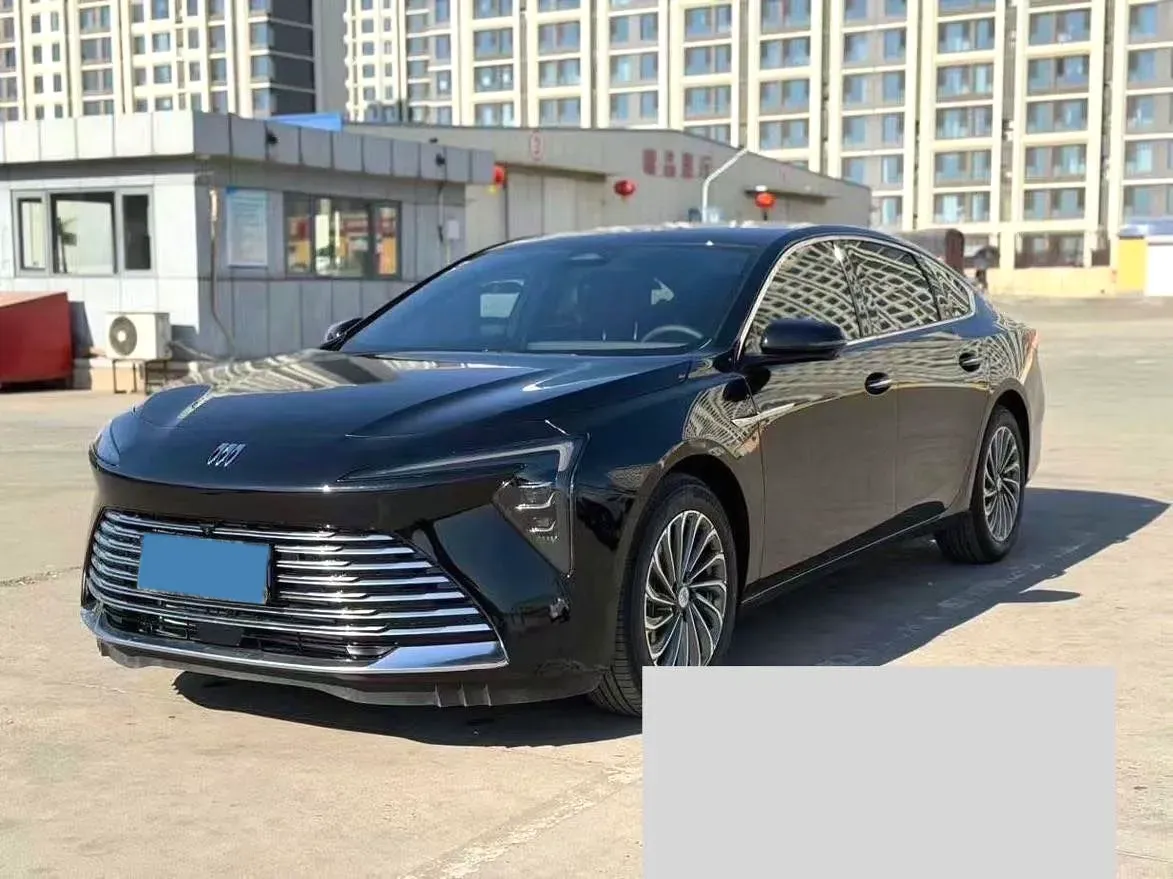 2025 Buick Larcosse 2.0T 237HP L4 9AT,autocango,china used car exporter,china ev exporter,chinese used car exporter,chinese used ev exporter