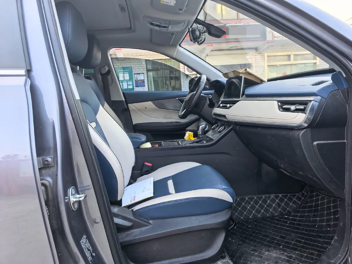 2023 Chery Tiggo 5x 1.5L 120HP L4 CVT,autocango,china used car exporter,china ev exporter,chinese used car exporter,chinese used ev exporter