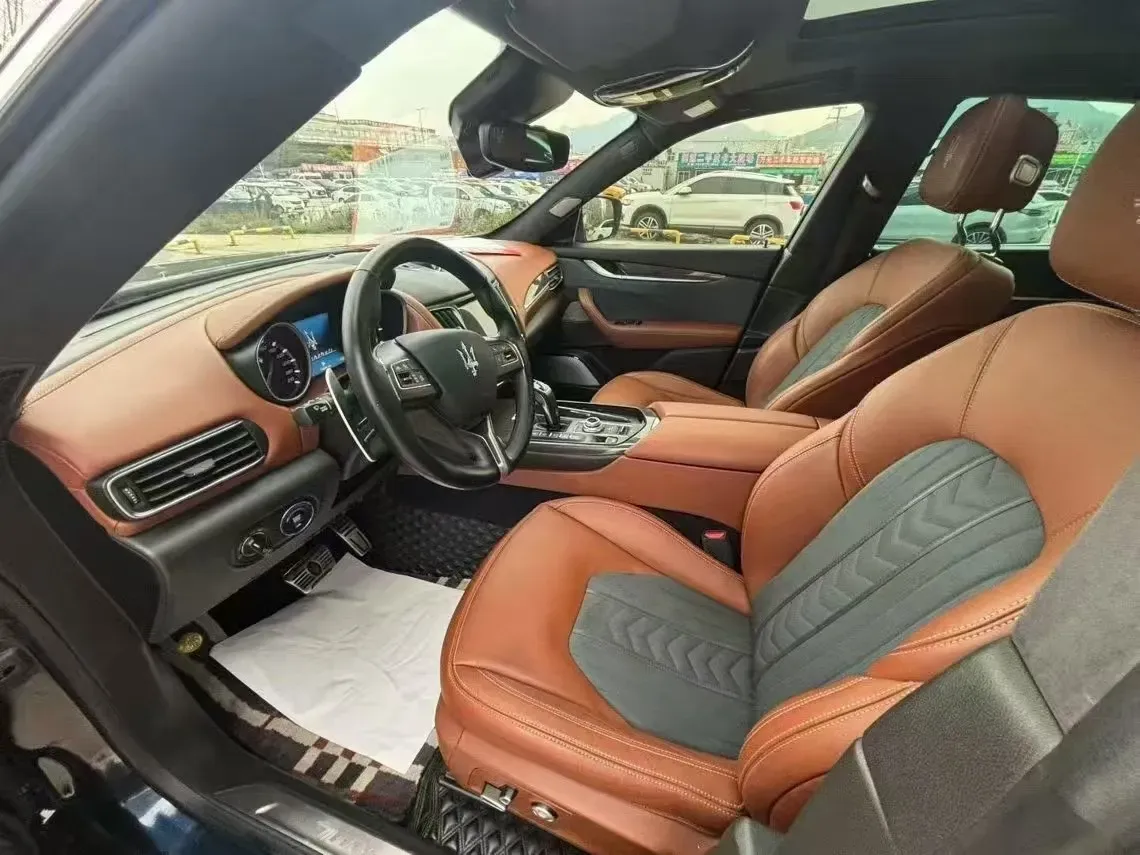 2019 Maserati Levante 3.0T 350HP V6 8AT,autocango,china used car exporter,china ev exporter,chinese used car exporter,chinese used ev exporter