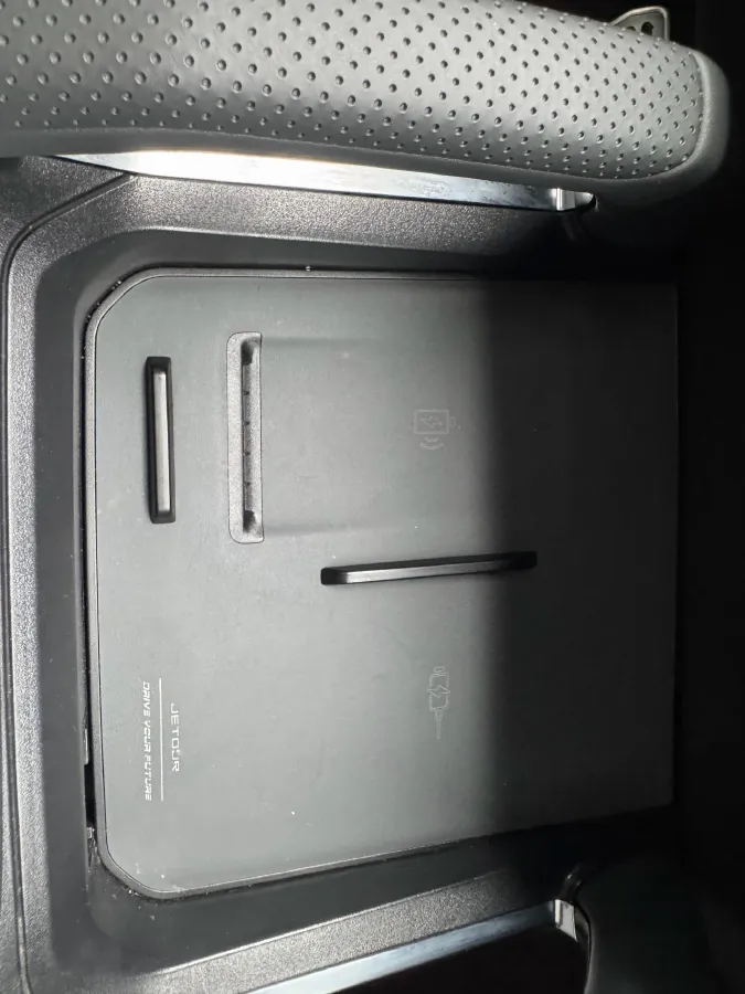2023 Jetour Traveller 2.0T 254HP L4 8AT,autocango,china used car exporter,china ev exporter,chinese used car exporter,chinese used ev exporter
