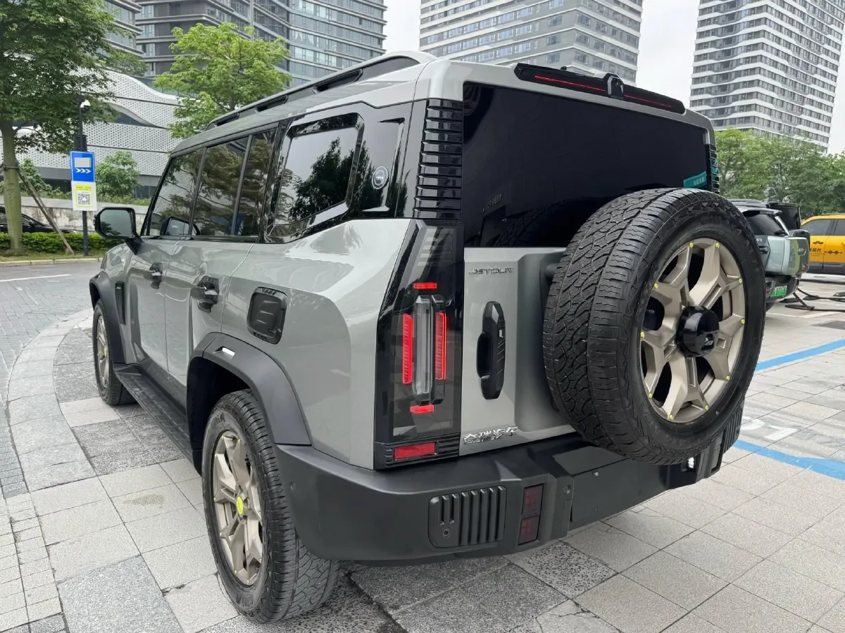 2023 Jetour Traveller 2.0T 254HP L4 8AT,autocango,china used car exporter,china ev exporter,chinese used car exporter,chinese used ev exporter