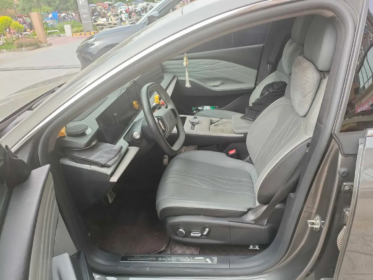 2024 Geely Galaxy E8 BEV 62KWH,autocango,china used car exporter,china ev exporter,chinese used car exporter,chinese used ev exporter