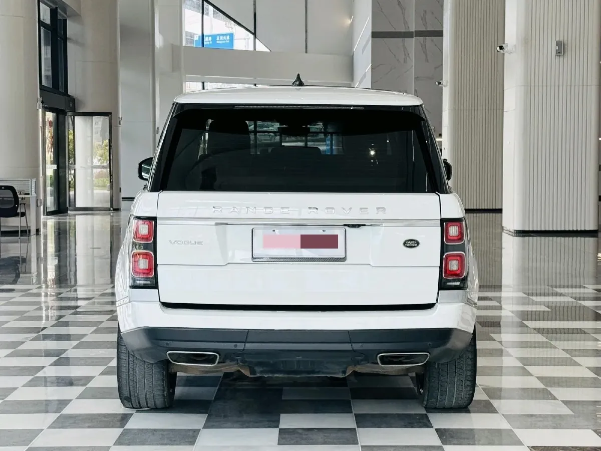 2018 Land Rover Range Rover Evoque 2.0T 241HP L4 9AT,autocango,china used car exporter,china ev exporter,chinese used car exporter,chinese used ev exporter