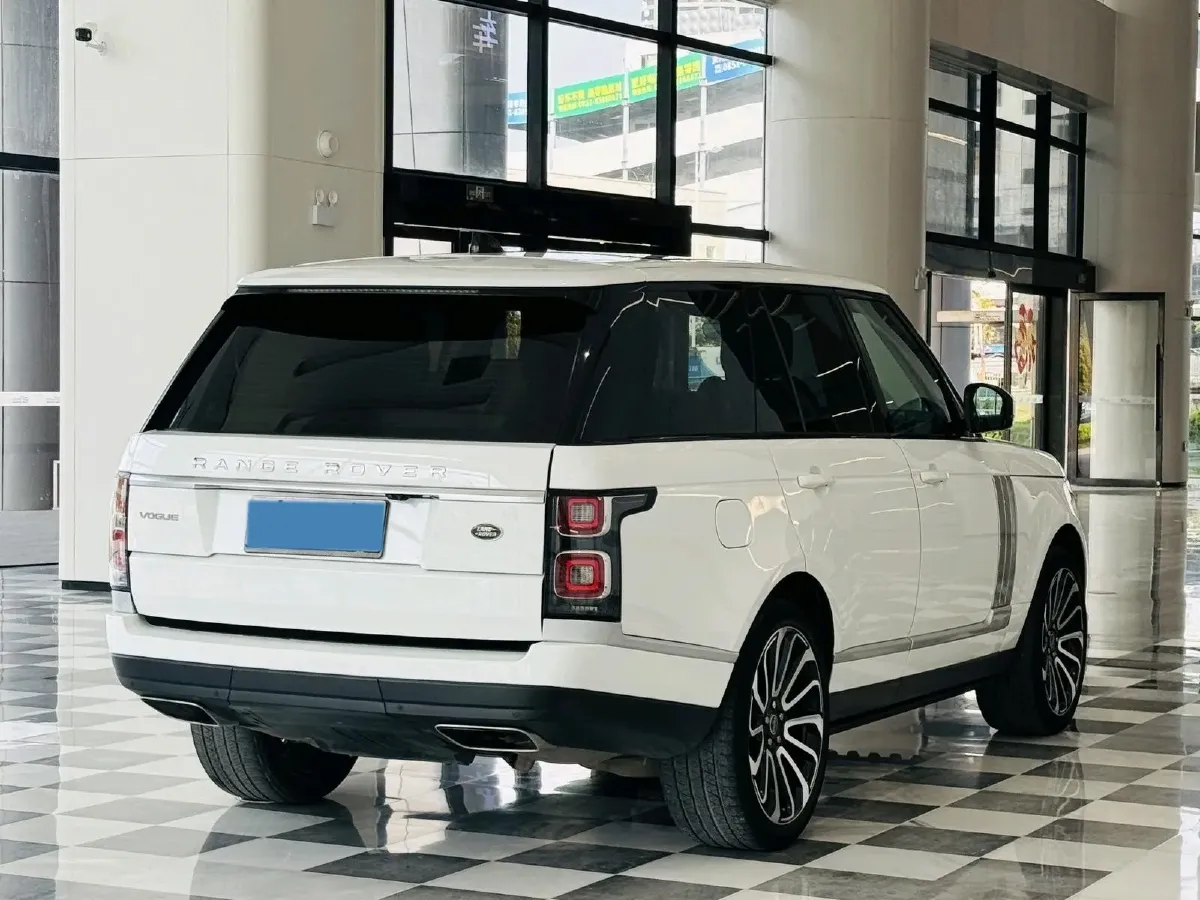 2018 Land Rover Range Rover Evoque 2.0T 241HP L4 9AT,autocango,china used car exporter,china ev exporter,chinese used car exporter,chinese used ev exporter