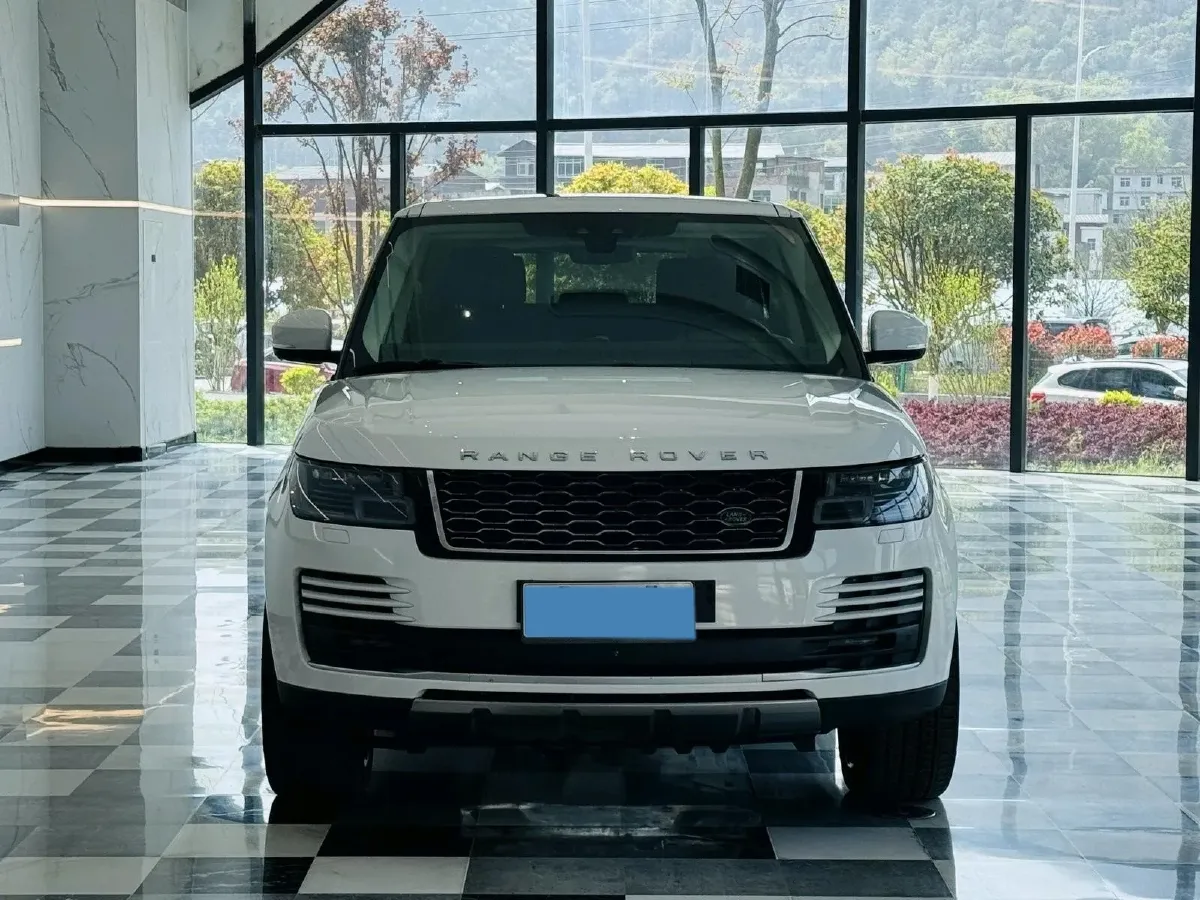 2018 Land Rover Range Rover Evoque 2.0T 241HP L4 9AT,autocango,china used car exporter,china ev exporter,chinese used car exporter,chinese used ev exporter