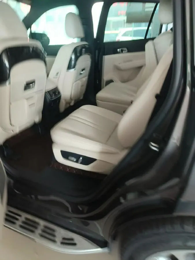 2020 Li ONE Range Extended 131HP REEV 40.5KWH,autocango,china used car exporter,china ev exporter,chinese used car exporter,chinese used ev exporter