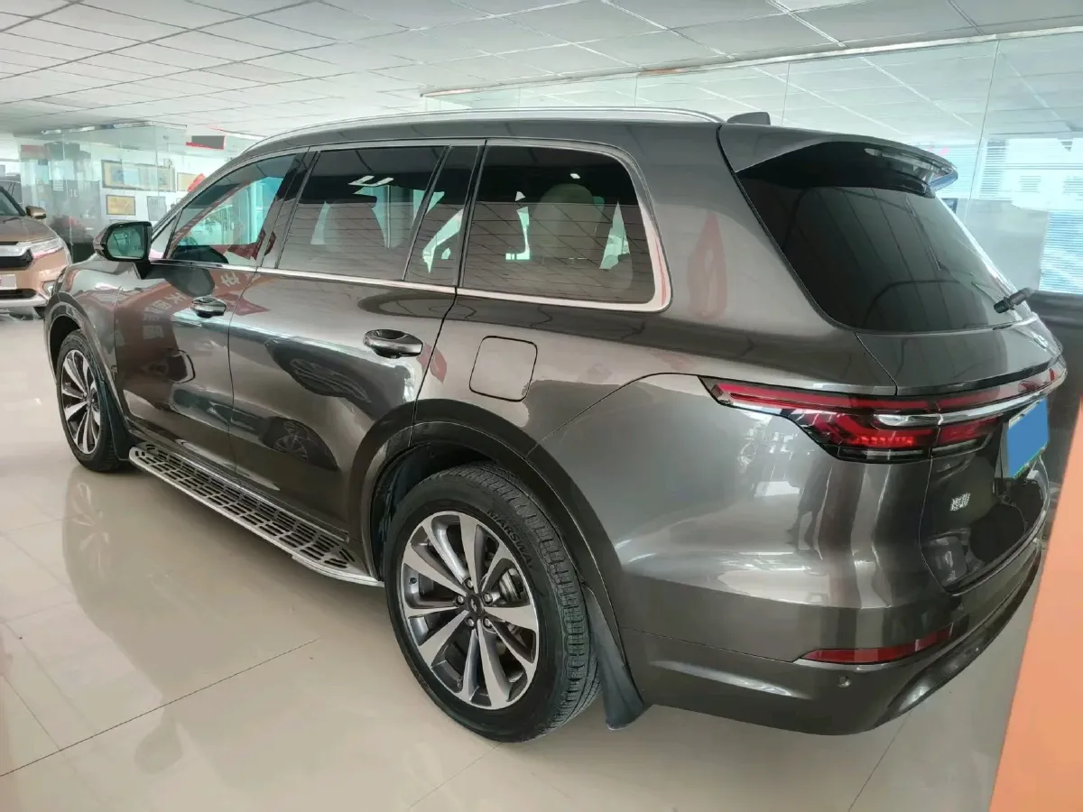 2020 Li ONE Range Extended 131HP REEV 40.5KWH,autocango,china used car exporter,china ev exporter,chinese used car exporter,chinese used ev exporter