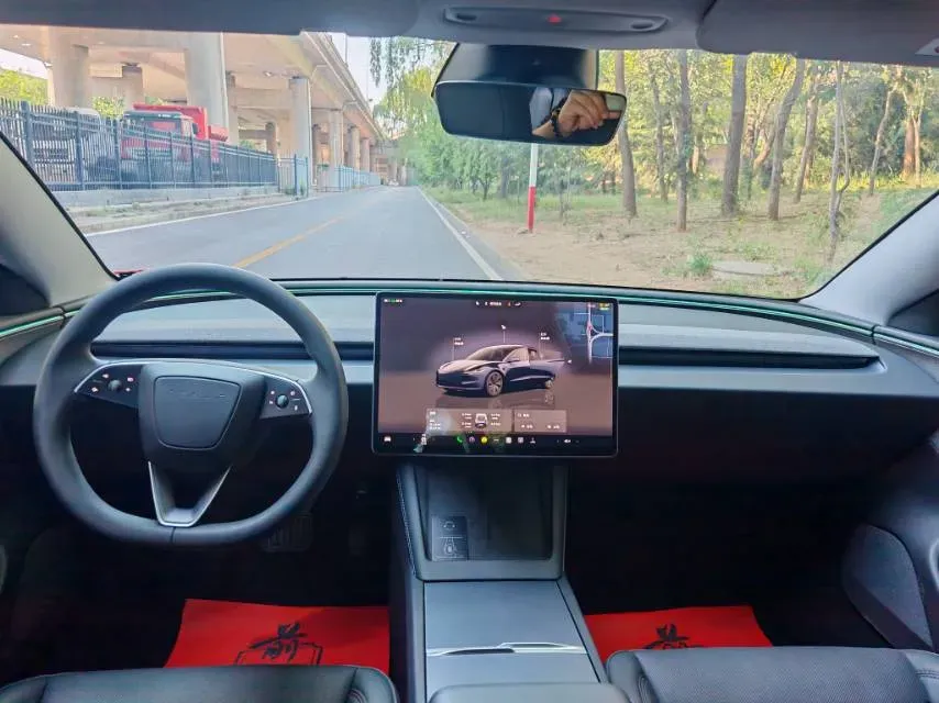 2025 Tesla Model 3 BEV,autocango,china used car exporter,china ev exporter,chinese used car exporter,chinese used ev exporter