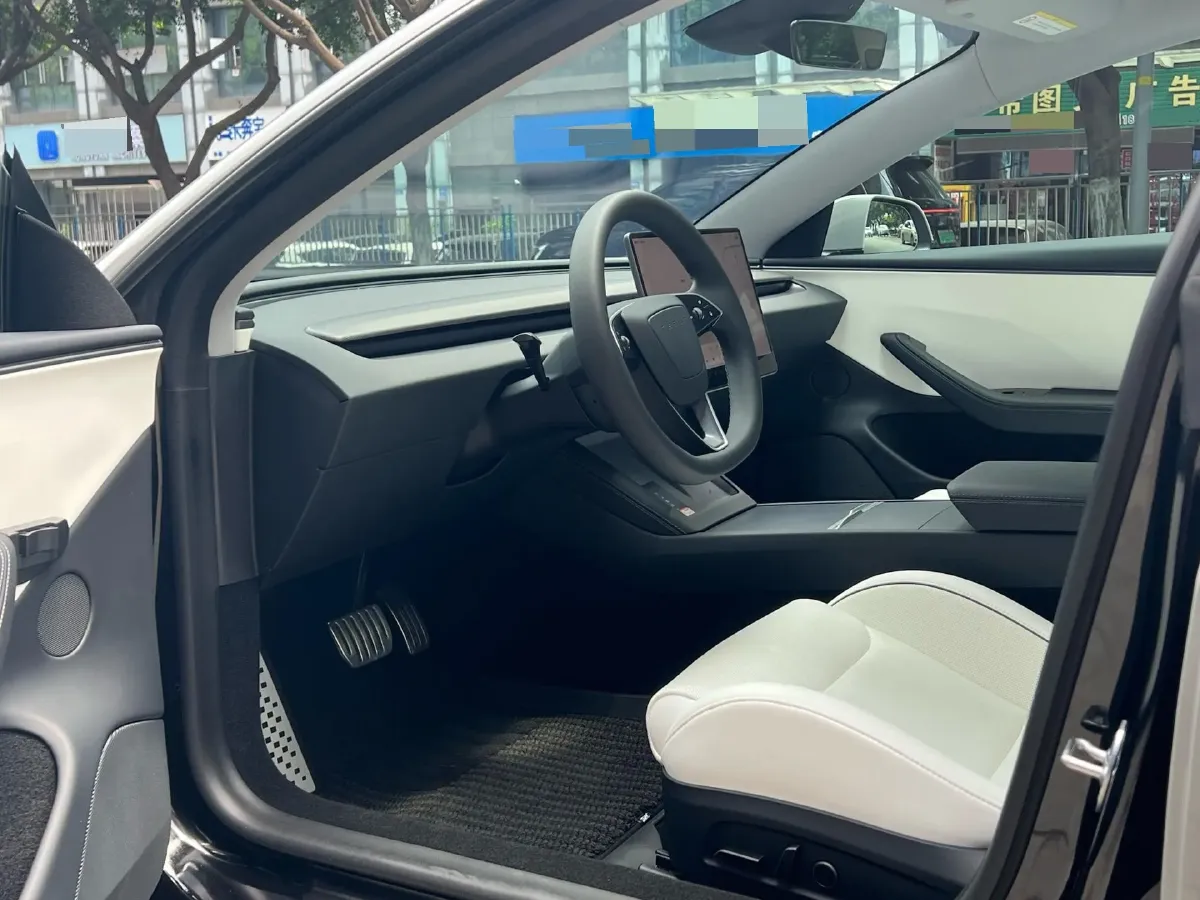 2025 Tesla Model 3 BEV,autocango,china used car exporter,china ev exporter,chinese used car exporter,chinese used ev exporter