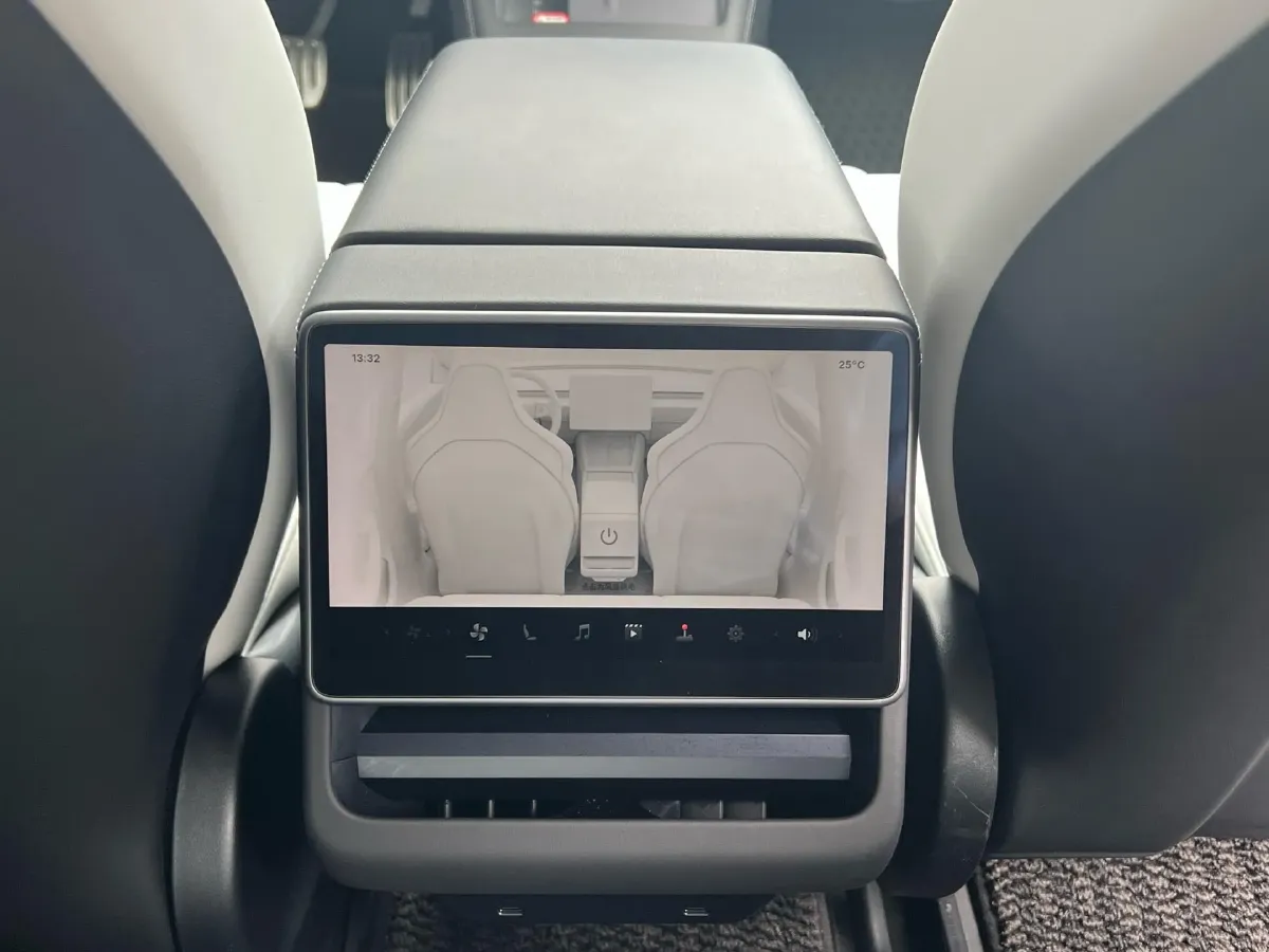 2025 Tesla Model 3 BEV,autocango,china used car exporter,china ev exporter,chinese used car exporter,chinese used ev exporter