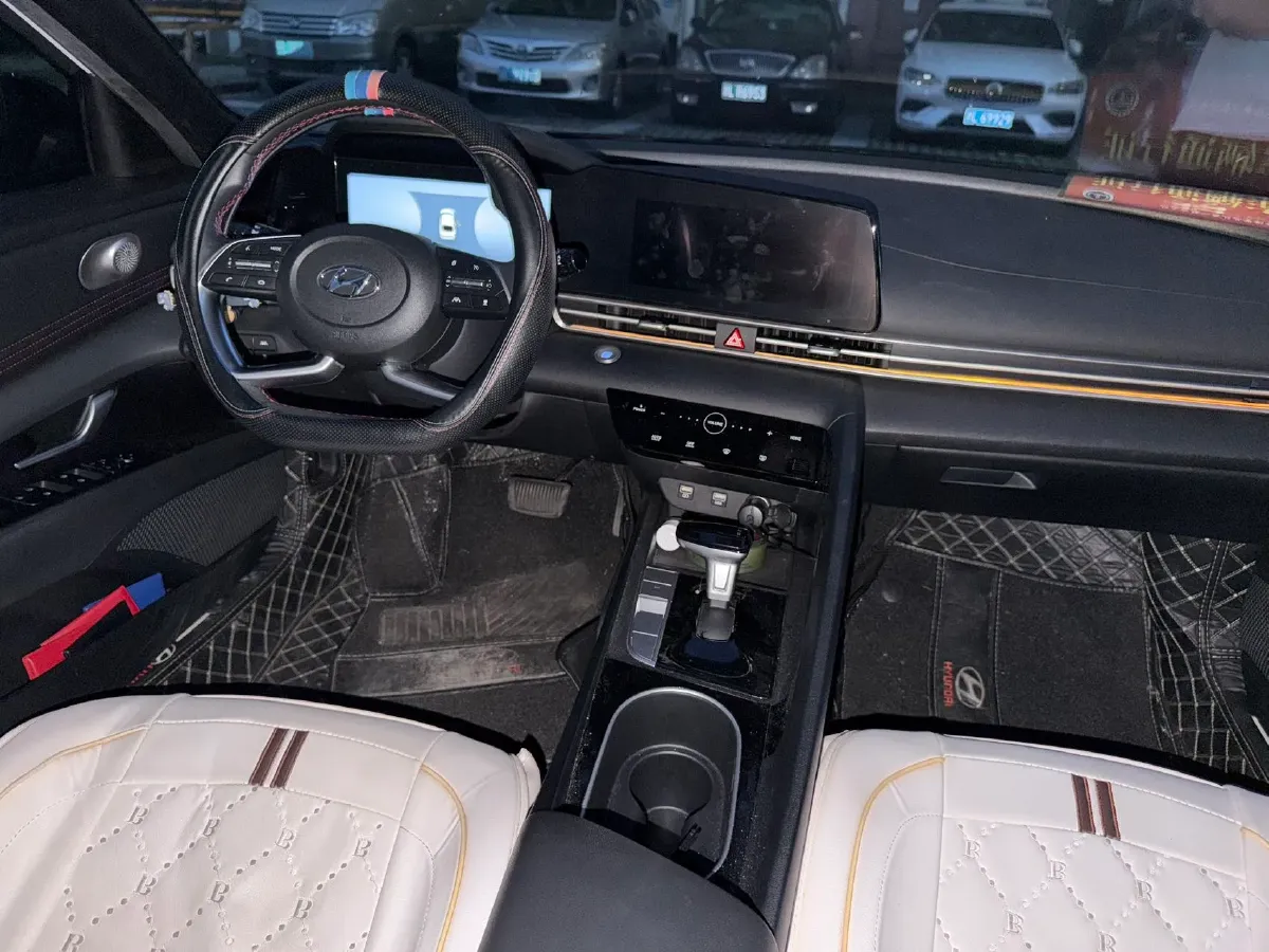 2022 Hyundai Elantra 1.5L 115HP L4 CVT,autocango,china used car exporter,china ev exporter,chinese used car exporter,chinese used ev exporter