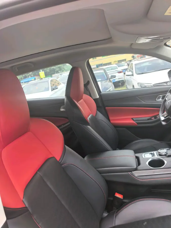 2022 ChangAn Oshan X7 Plus 1.5T 188HP L4 7DCT,autocango,china used car exporter,china ev exporter,chinese used car exporter,chinese used ev exporter