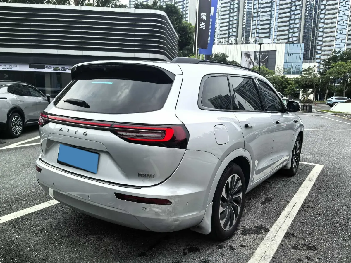 2024 AITO AITO M7 1.5T 152HP L4 REEV 40KWH,autocango,china used car exporter,china ev exporter,chinese used car exporter,chinese used ev exporter
