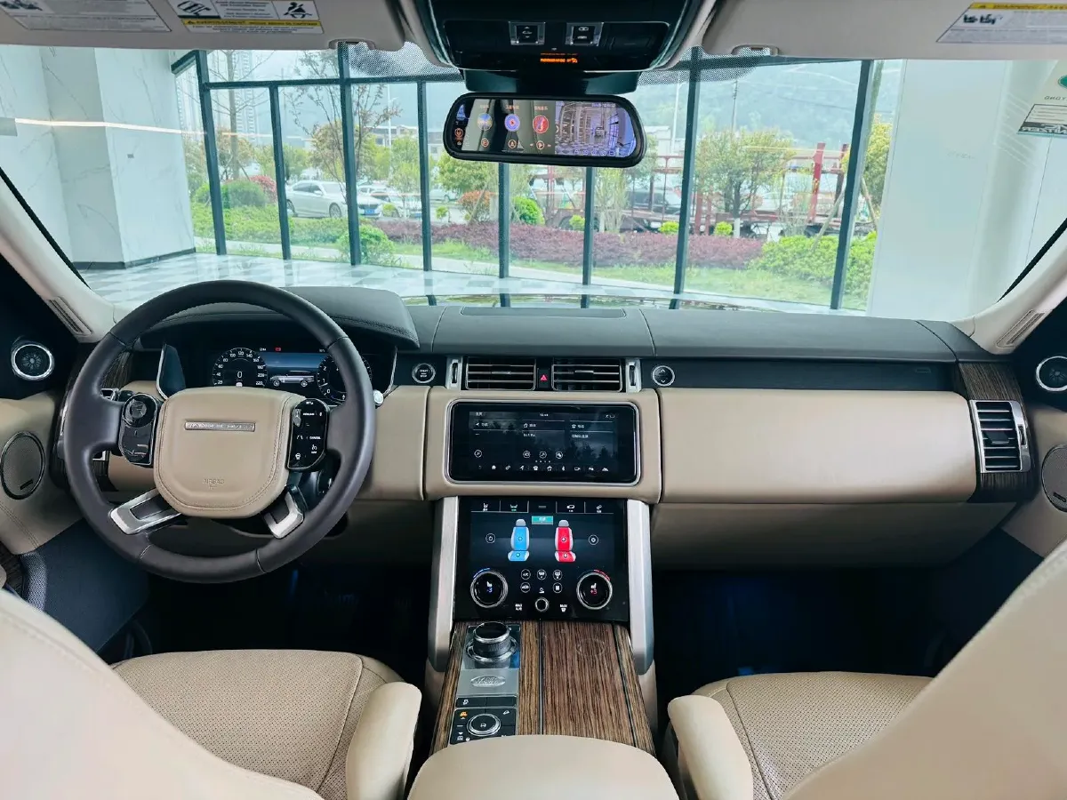 2018 Land Rover Range Rover Evoque 2.0T 241HP L4 9AT,autocango,china used car exporter,china ev exporter,chinese used car exporter,chinese used ev exporter