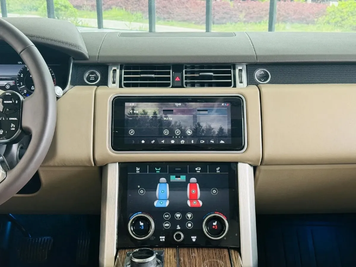 2018 Land Rover Range Rover Evoque 2.0T 241HP L4 9AT,autocango,china used car exporter,china ev exporter,chinese used car exporter,chinese used ev exporter