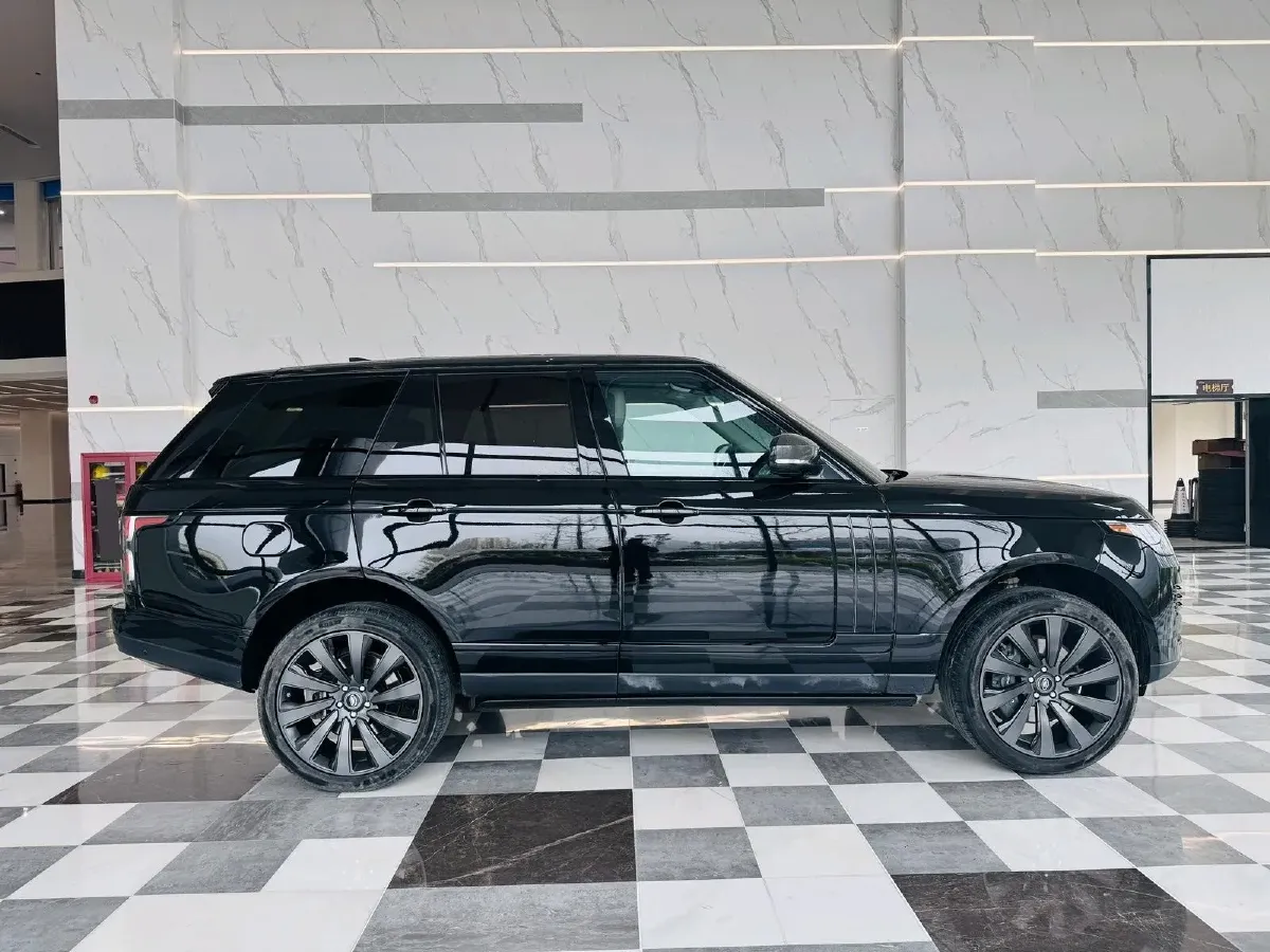 2018 Land Rover Range Rover Evoque 2.0T 241HP L4 9AT,autocango,china used car exporter,china ev exporter,chinese used car exporter,chinese used ev exporter