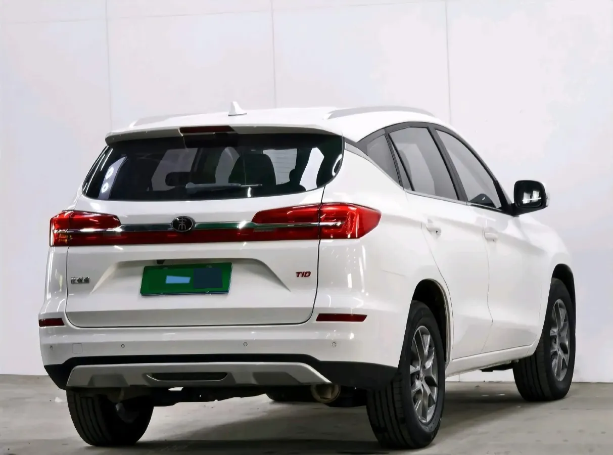 2019 BYD Song 1.5T 154HP L4 6MT,autocango,china used car exporter,china ev exporter,chinese used car exporter,chinese used ev exporter