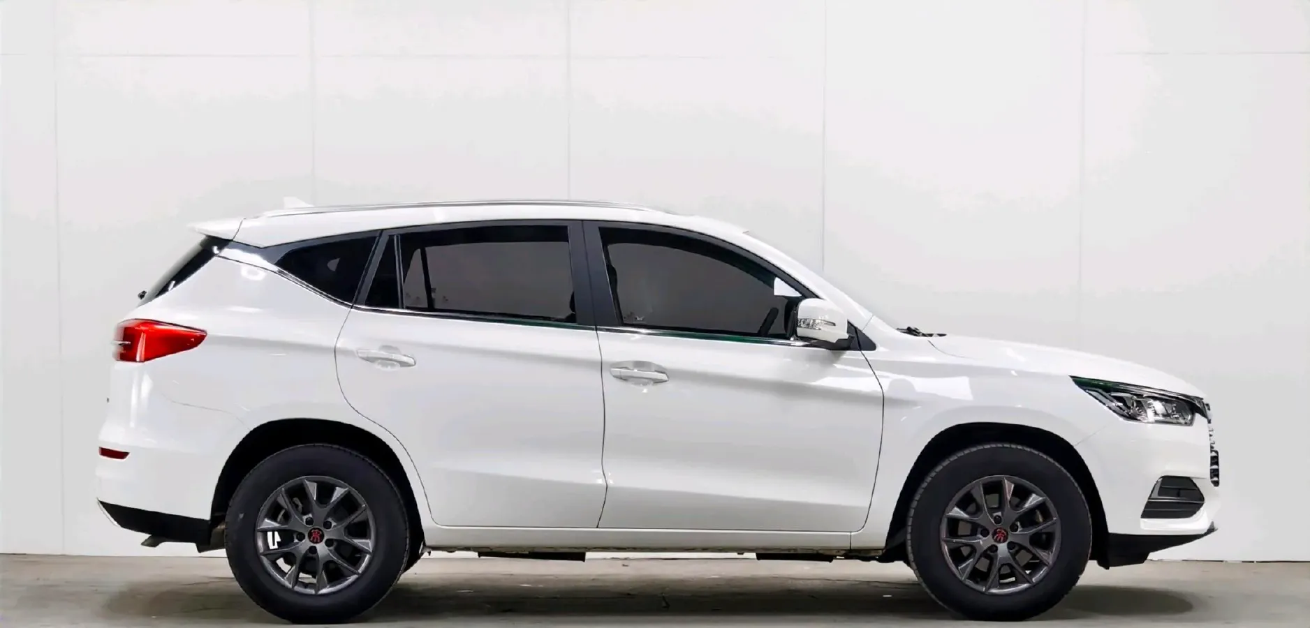 2019 BYD Song 1.5T 154HP L4 6MT,autocango,china used car exporter,china ev exporter,chinese used car exporter,chinese used ev exporter