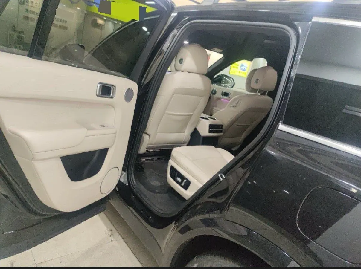 2023 Li L8 Range Extended 154HP REEV 40.9KWH,autocango,china used car exporter,china ev exporter,chinese used car exporter,chinese used ev exporter
