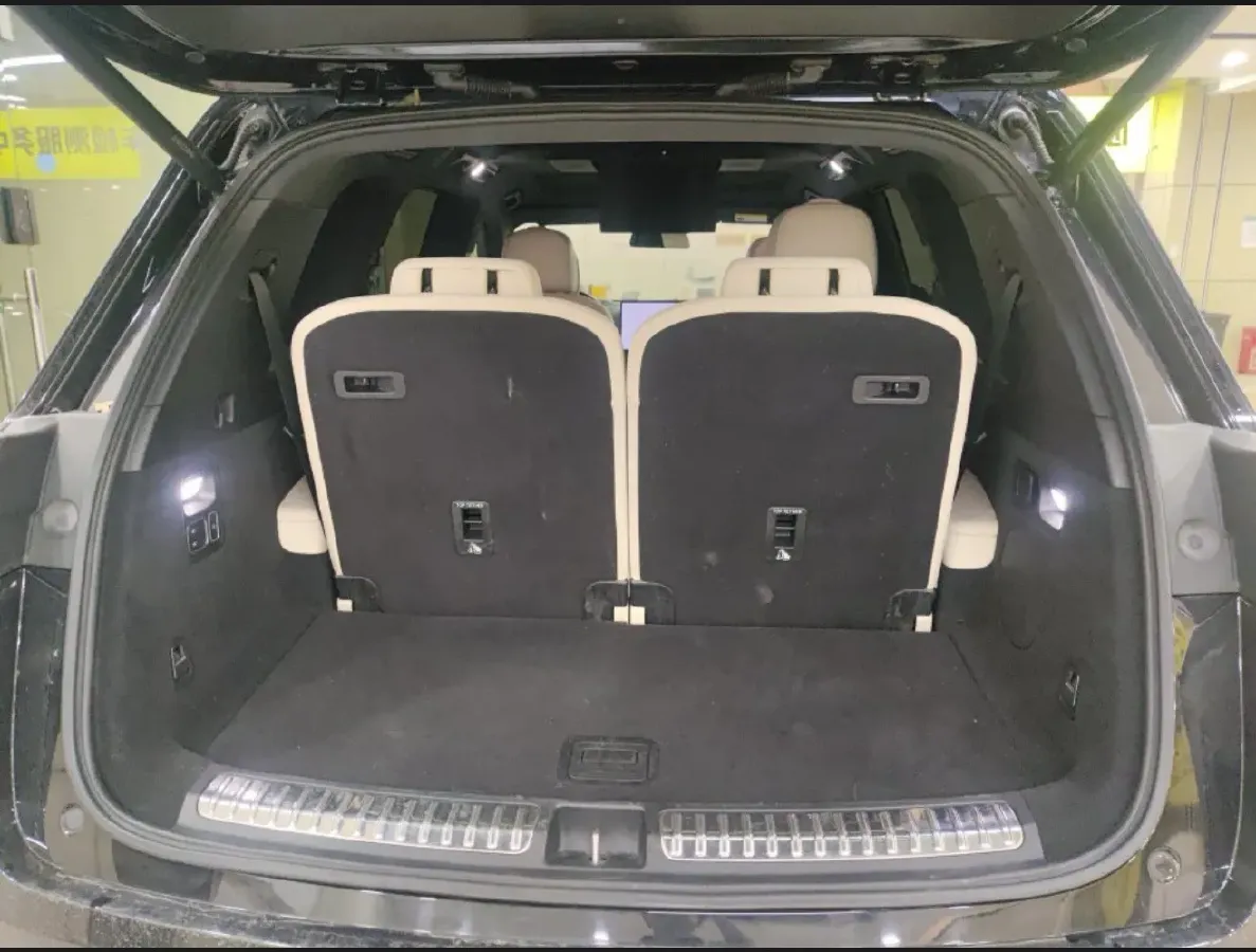 2023 Li L8 Range Extended 154HP REEV 40.9KWH,autocango,china used car exporter,china ev exporter,chinese used car exporter,chinese used ev exporter