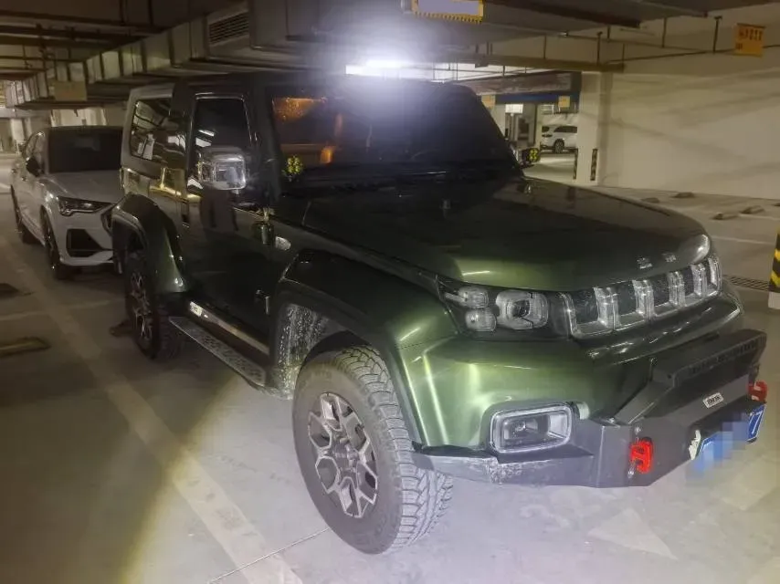 2023 Beijing BJ40 2.0T 224HP L4 8AT,autocango,china used car exporter,china ev exporter,chinese used car exporter,chinese used ev exporter